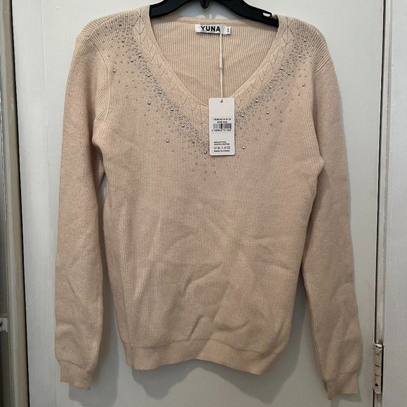 Yuna Sweaters - Yuna: V-Neck, Long Sleeve Sweater, Color: Beige, Size: Small/Medium